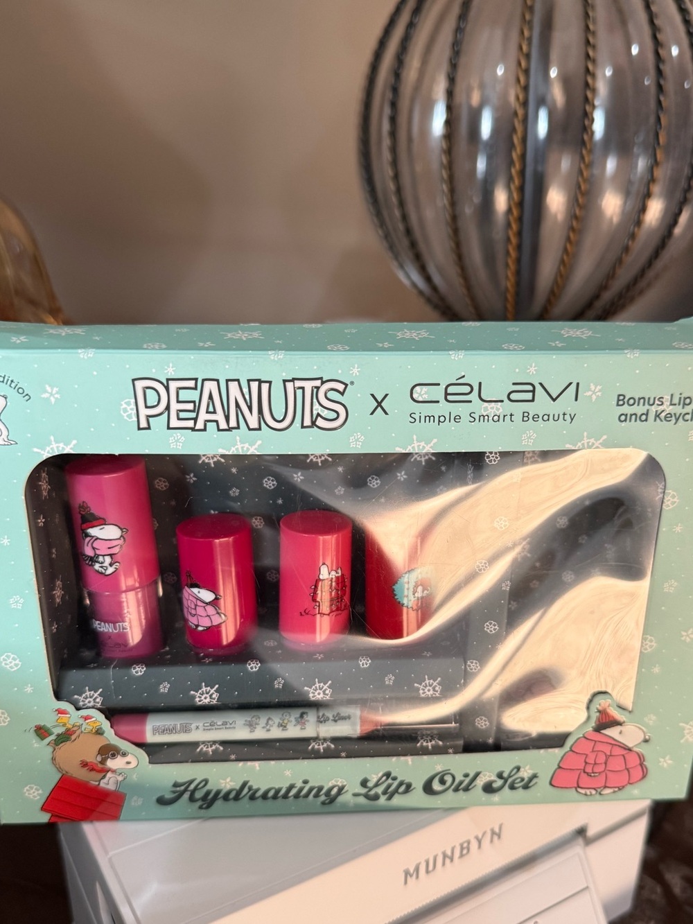Peanuts x Célavi Hydrating Lip Oil Set - Bright Pink